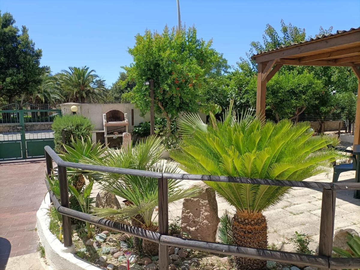 Mony'S Island B&B Альгеро Экстерьер фото